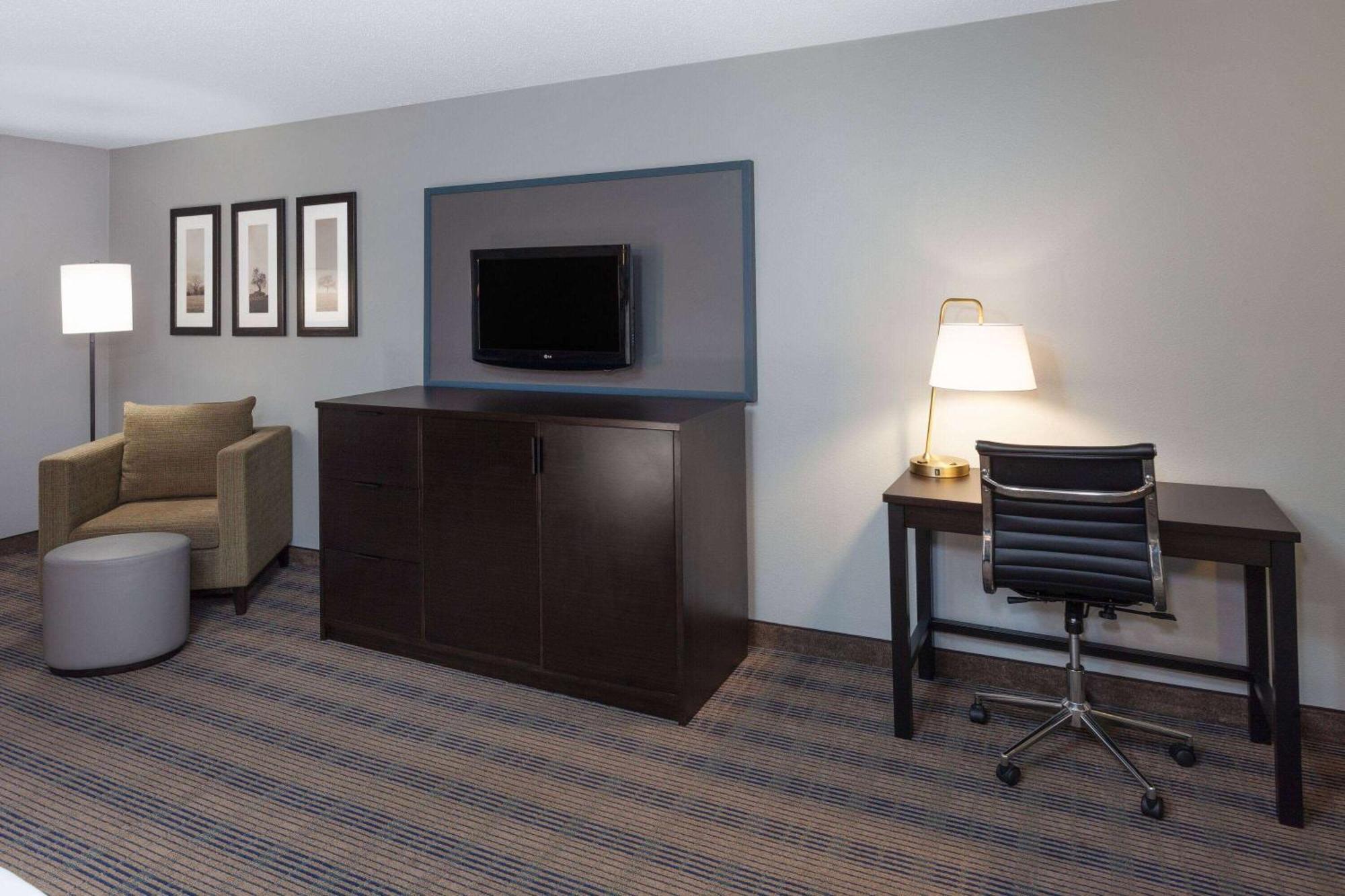 Americinn By Wyndham Пеория Екстериор снимка