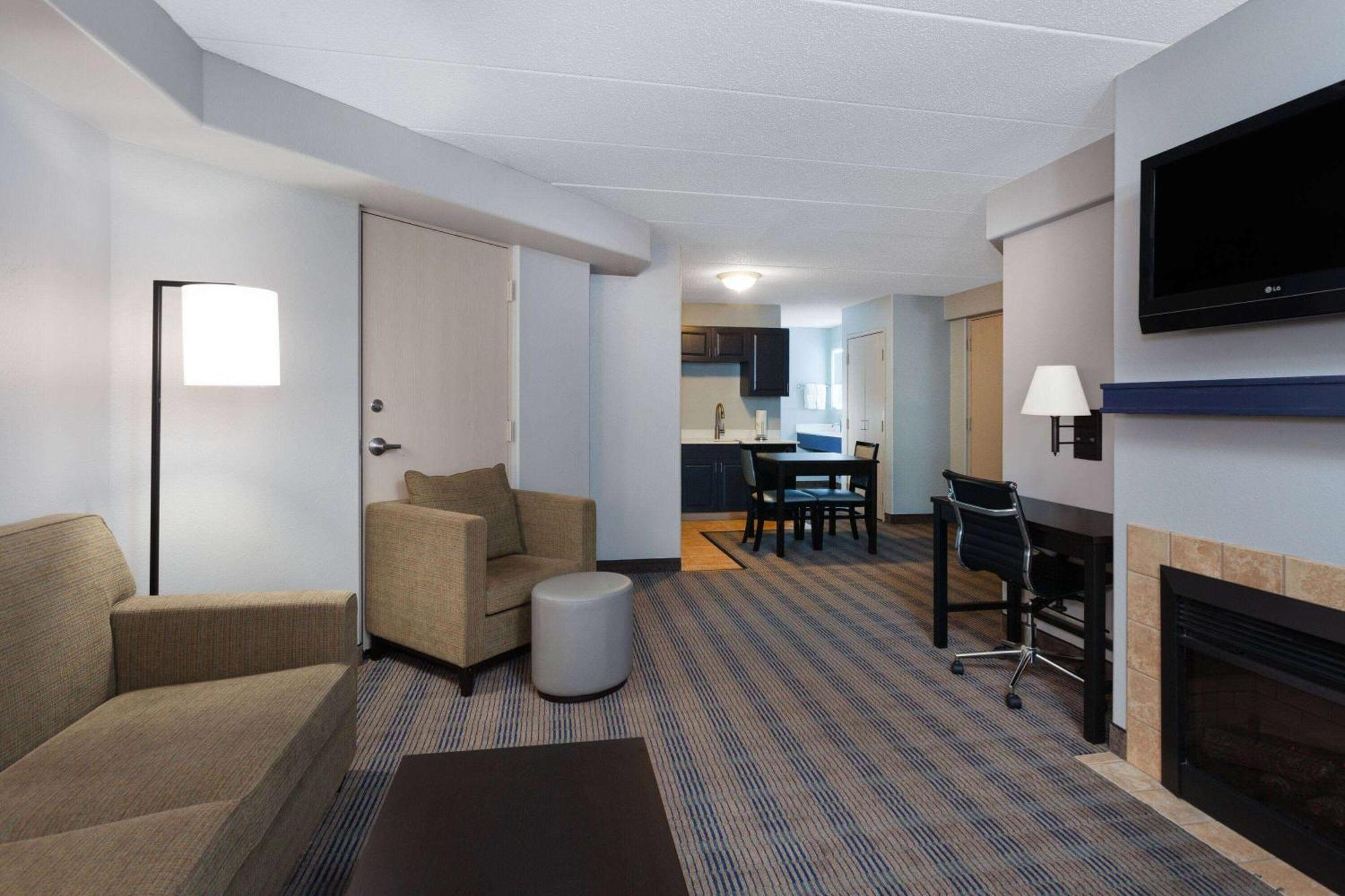 Americinn By Wyndham Пеория Екстериор снимка