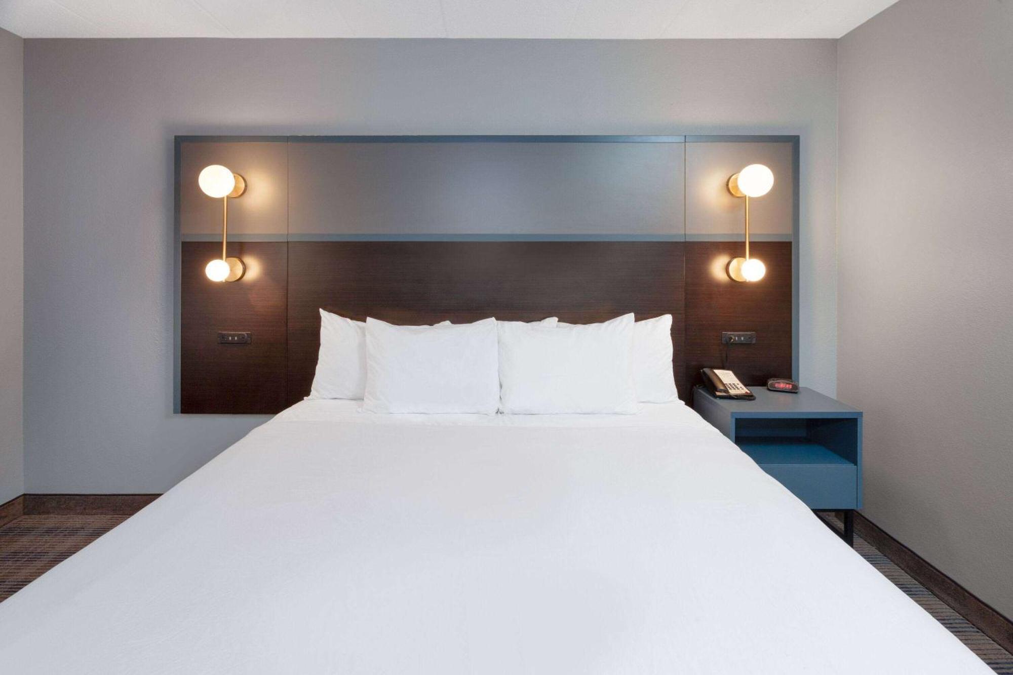Americinn By Wyndham Пеория Екстериор снимка