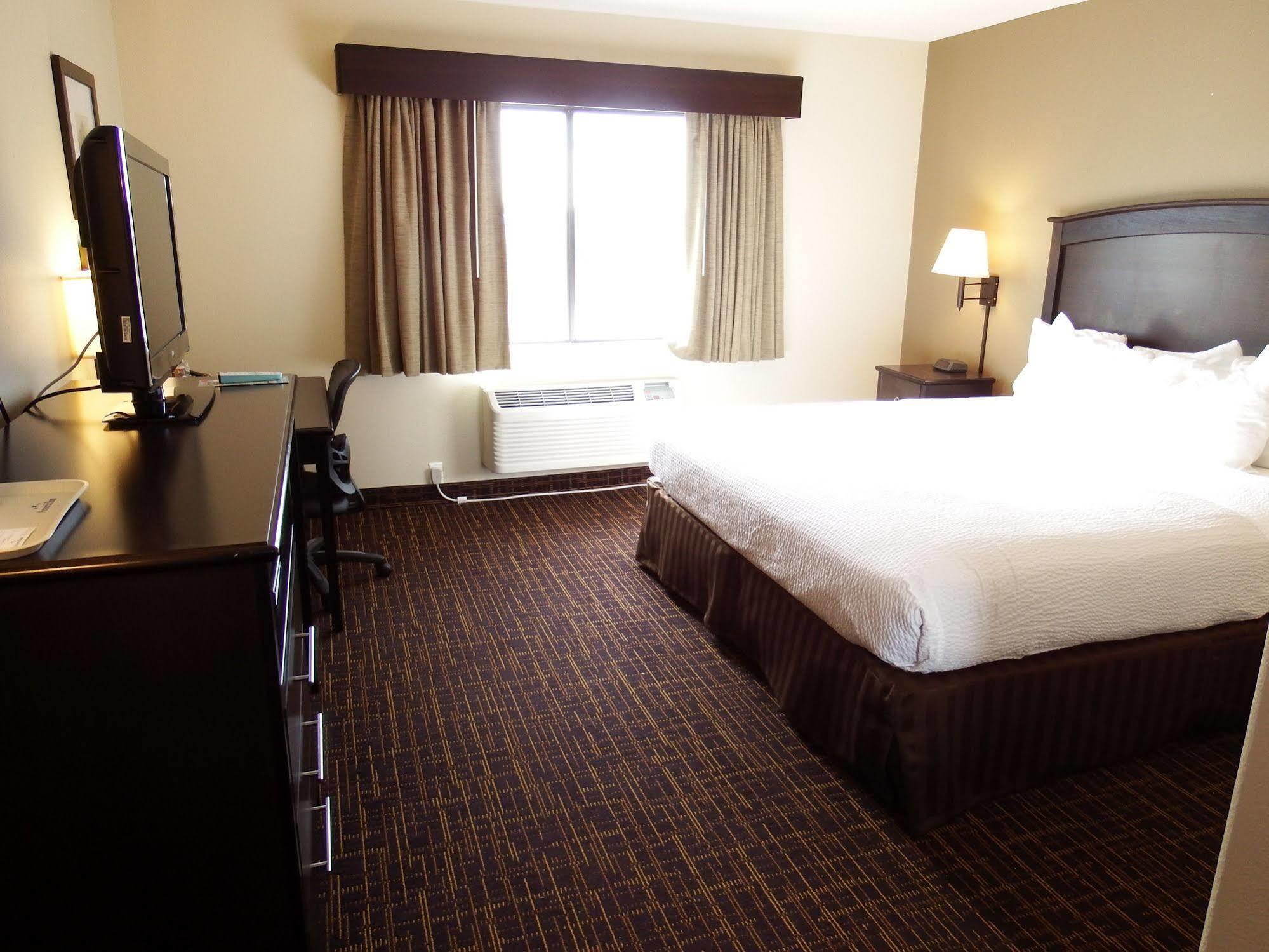 Americinn By Wyndham Пеория Екстериор снимка